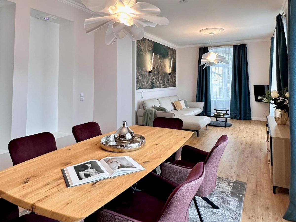 Villa Gloria - Fewo Suite Badenweiler Buitenkant foto