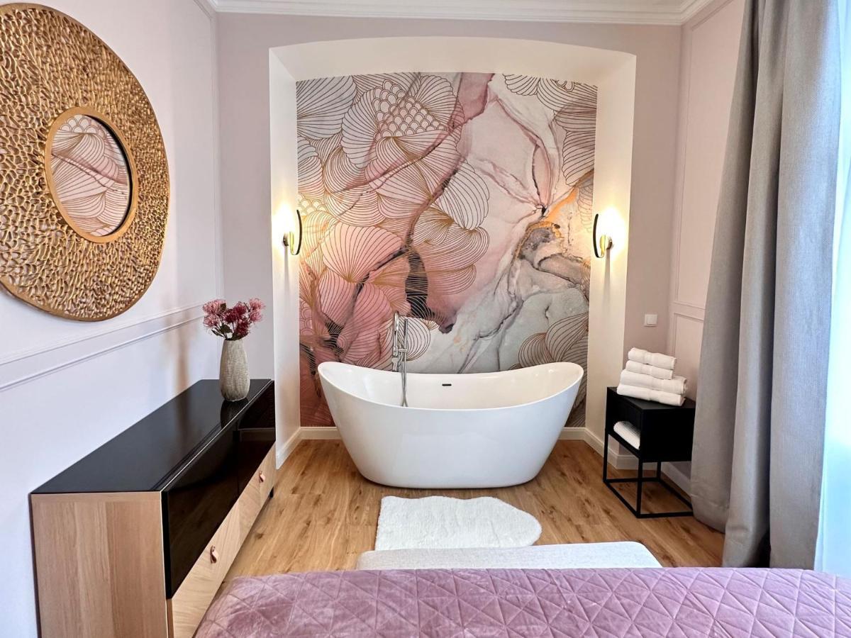 Villa Gloria - Fewo Suite Badenweiler Buitenkant foto